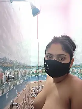 Snapshot of Aanushaka chatting on 05-18-26, 01:56 Aanushaka online show from 05-18-26, 01:56