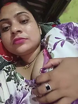 Snapshot of Aanushaka chatting on 06-03-26, 04:01 Aanushaka online show from 06-03-26, 04:01