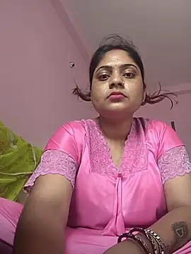 Snapshot of Aanushaka chatting on 06-05-26, 02:51 Aanushaka online show from 06-05-26, 02:51