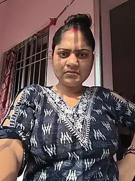 Snapshot of Aanushaka chatting on 06-06-26, 02:27 Aanushaka online show from 06-06-26, 02:27