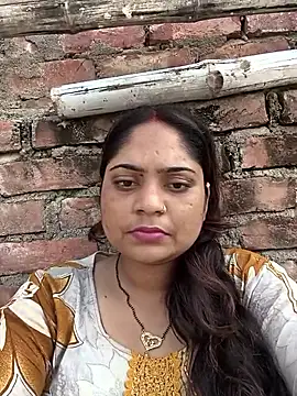 Snapshot of Aanushaka chatting on 06-09-26, 02:23 Aanushaka online show from 06-09-26, 02:23