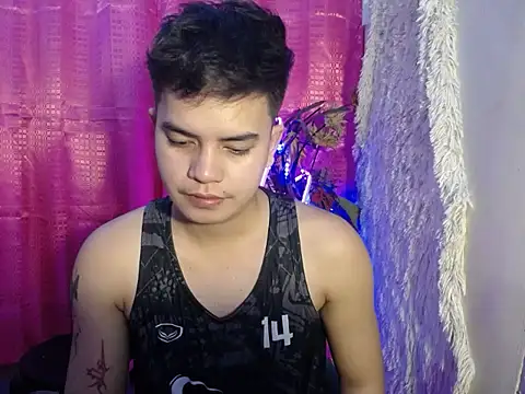 Snapshot of urbigcutienasio chatting on 03-22-26, 01:36 urbigcutienasio online show from 03-22-26, 01:36