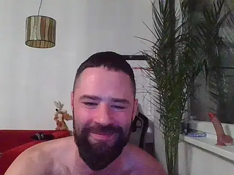 Snapshot of gridehero chatting on 02-21-26, 10:11 gridehero online show from 02-21-26, 10:11