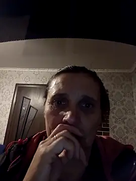 Snapshot of Alice6754 chatting on 02-21-26, 04:30 Alice6754 online show from 02-21-26, 04:30