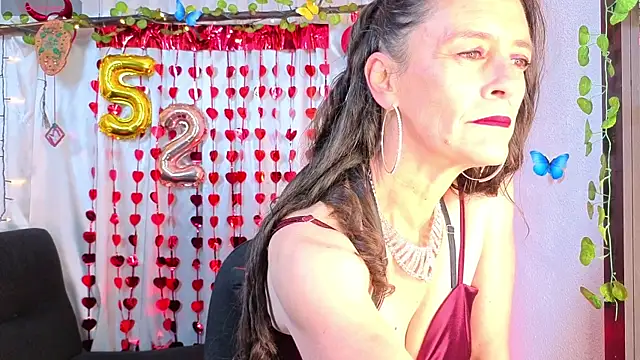 LeanaMaturee online show from 05-14-26, 12:45