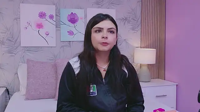 EmmaLeens online show from 04-02-26, 11:30