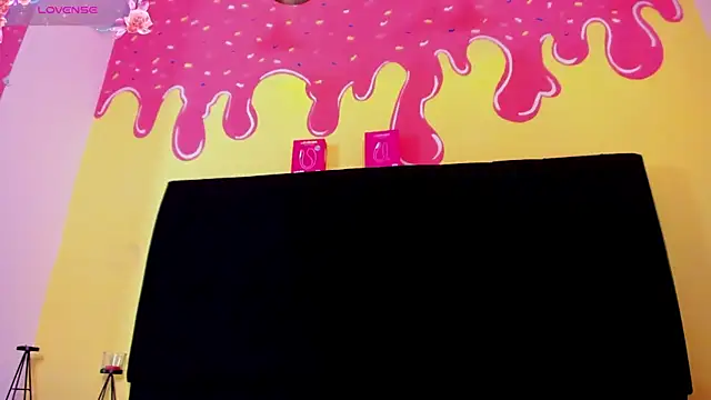 AndreaSilva  online show from 04-16-26, 09:39