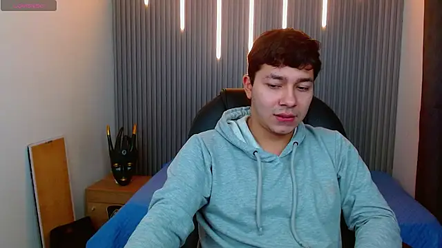 Julian Smith21 online show from 03-25-26, 12:55