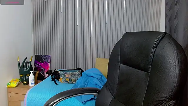 Julian Smith21 online show from 04-14-26, 11:55