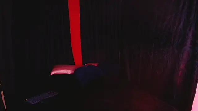 ironqueen  online show from 02-28-26, 12:28