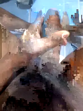 Snapshot of Santiagoardila chatting on 02-23-26, 02:20 Santiagoardila online show from 02-23-26, 02:20