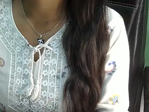 cute momo love online show from 03-27-26, 05:24