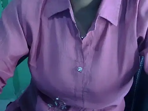cute momo love online show from 05-12-26, 05:04