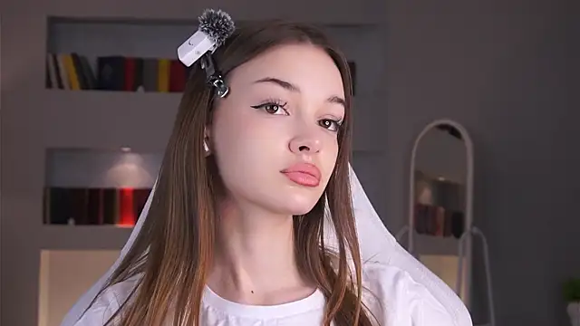 Snapshot of JodiAwyie chatting on 02-28-26, 04:30 JodiAwyie online show from 02-28-26, 04:30