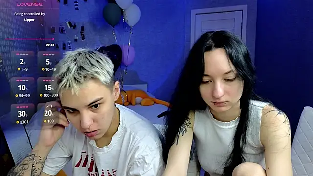 LuxuryLoverss online show from 04-13-26, 11:05