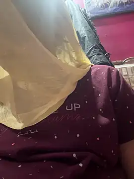 Snapshot of sweet_lips77 chatting on 02-23-26, 10:45 sweet lips77 online show from 02-23-26, 10:45