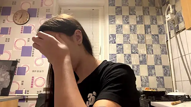 Snapshot of TyraMagna chatting on 02-23-26, 04:04 TyraMagna online show from 02-23-26, 04:04