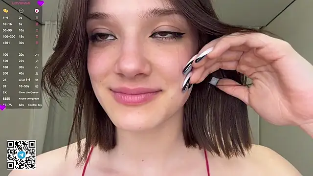 Carolini i online show from 04-16-26, 09:39