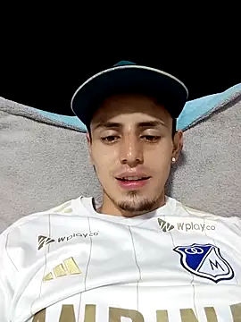 Snapshot of Cristianramos199 chatting on 02-27-26, 02:22 Cristianramos199 online show from 02-27-26, 02:22