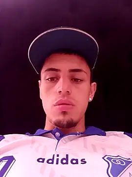 Snapshot of Cristianramos199 chatting on 03-01-26, 04:42 Cristianramos199 online show from 03-01-26, 04:42