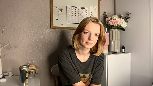 Snapshot of Marry_Sornatiko chatting on 02-27-26, 06:08 Marry Sornatiko online show from 02-27-26, 06:08