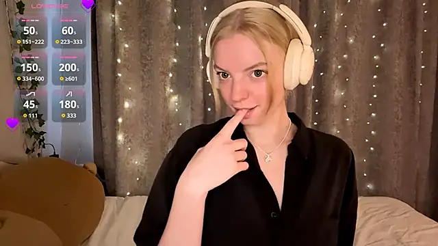 Snapshot of Marry_Sornatiko chatting on 06-12-26, 03:11 Marry Sornatiko online show from 06-12-26, 03:11