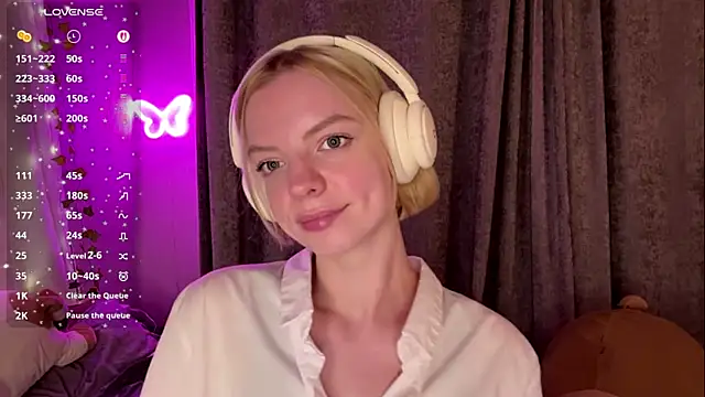 Snapshot of Marry_Sornatiko chatting on 07-23-26, 06:06 Marry Sornatiko online show from 07-23-26, 06:06