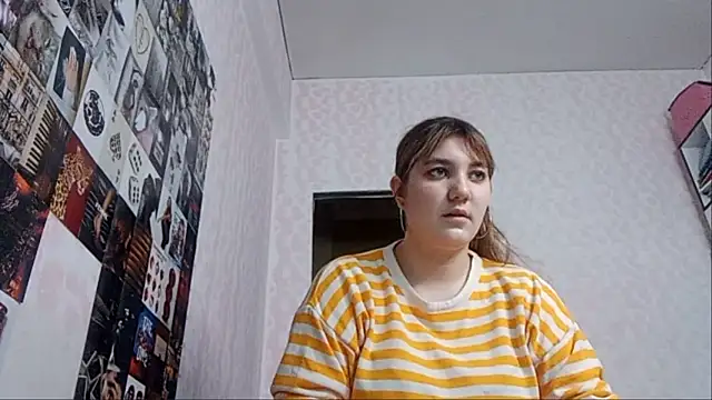 Snapshot of JanineThielman chatting on 07-07-26, 09:24 JanineThielman online show from 07-07-26, 09:24