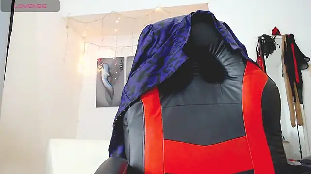 FranchescaSexy1 online show from 03-20-26, 01:43