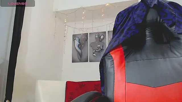 FranchescaSexy1 online show from 05-27-26, 01:02