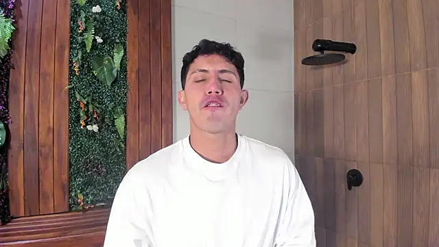 Snapshot of kamal_wolff chatting on 02-28-26, 12:06 kamal wolff online show from 02-28-26, 12:06