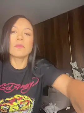 Tiffanyy Lam online show from 02-27-26, 10:21