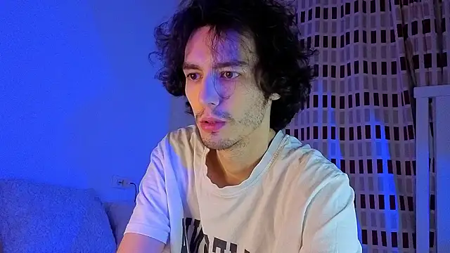 crybae online show from 03-17-26, 09:07