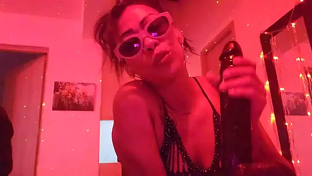 Snapshot of FirexxxDesire69 chatting on 03-01-26, 11:07 FirexxxDesire69 online show from 03-01-26, 11:07