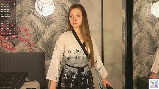 Snapshot of HinaVibe chatting on 05-20-26, 11:44 HinaVibe online show from 05-20-26, 11:44