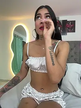 Snapshot of Pamela23x chatting on 04-25-26, 01:14 Pamela23x online show from 04-25-26, 01:14
