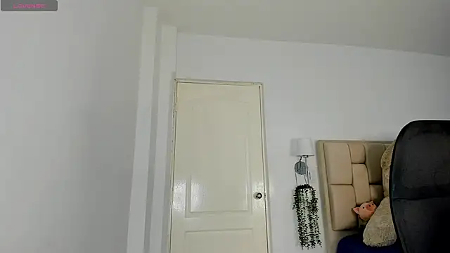 Yasmin cute online show from 05-19-26, 08:37
