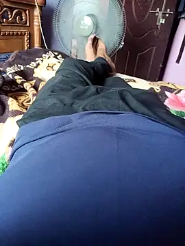 Snapshot of magicmovemen chatting on 02-28-26, 10:38 magicmovemen online show from 02-28-26, 10:38