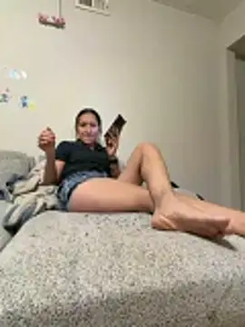 Snapshot of celenia chatting on 02-27-26, 04:45 celenia online show from 02-27-26, 04:45