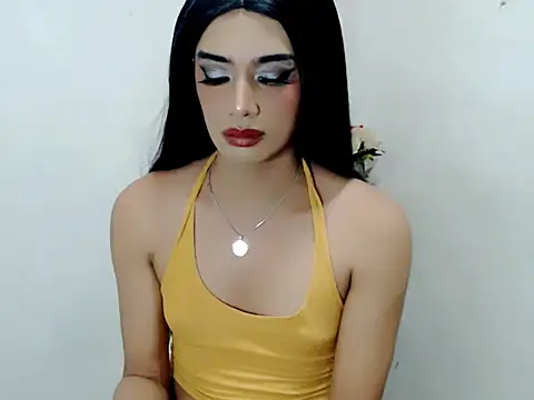 Snapshot of Queeny_Cassandra chatting on 04-08-26, 06:02 Queeny Cassandra online show from 04-08-26, 06:02