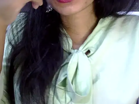 Neha Sharma2 online show from 04-01-26, 01:23