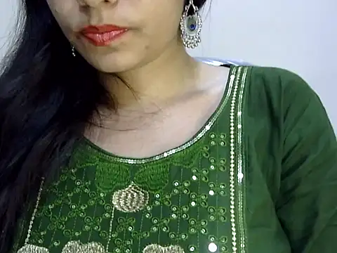 Neha Sharma2 online show from 04-11-26, 01:37