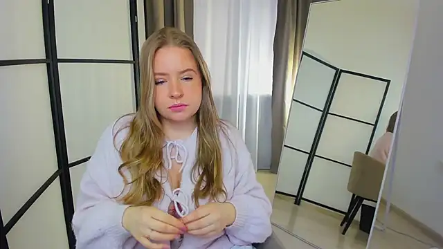 Arya Thomas online show from 03-06-26, 12:01