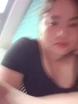 Snapshot of Meo-catwet chatting on 05-18-26, 06:30 Meo-catwet online show from 05-18-26, 06:30