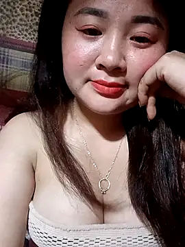 Snapshot of Meo-catwet chatting on 05-27-26, 02:47 Meo-catwet online show from 05-27-26, 02:47