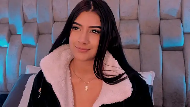 KatherineRuiz  online show from 03-09-26, 12:42