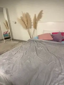 Anna Gilbert online show from 04-11-26, 06:34