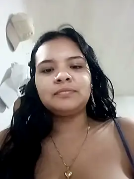 Snapshot of Emily_Rouse23 chatting on 05-04-26, 02:07 Emily Rouse23 online show from 05-04-26, 02:07