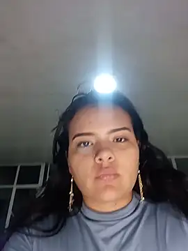 Snapshot of Emily_Rouse23 chatting on 05-17-26, 04:43 Emily Rouse23 online show from 05-17-26, 04:43