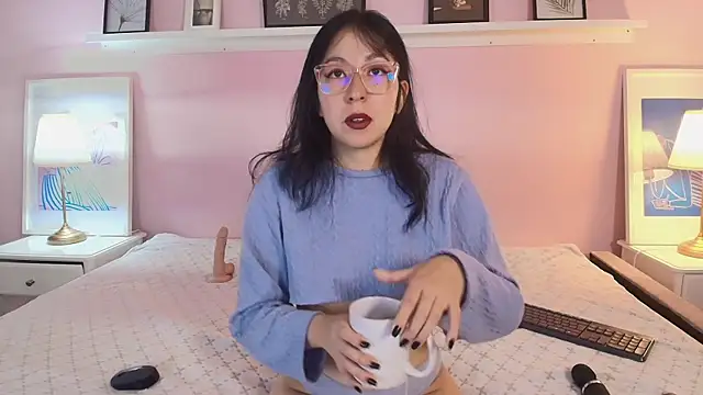 Abigailladyy online show from 04-11-26, 11:36